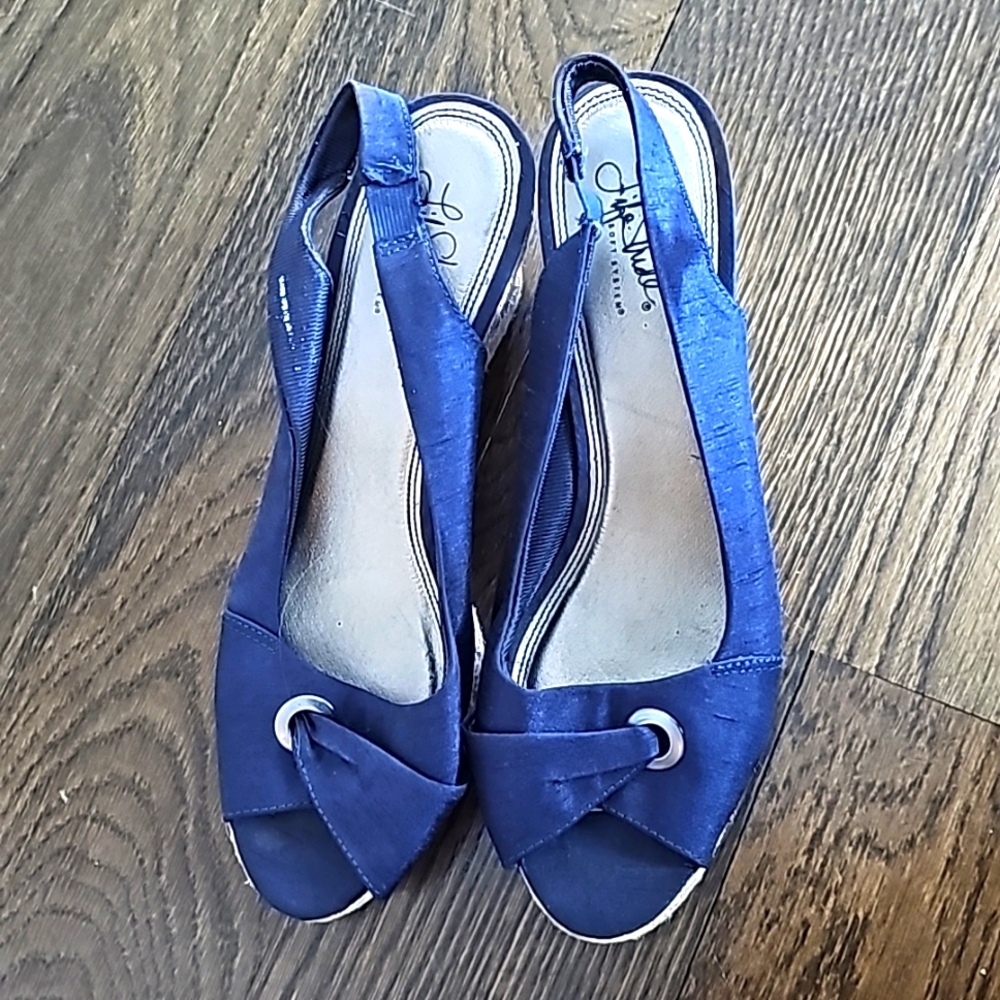 Women sandals life stride size 9.5